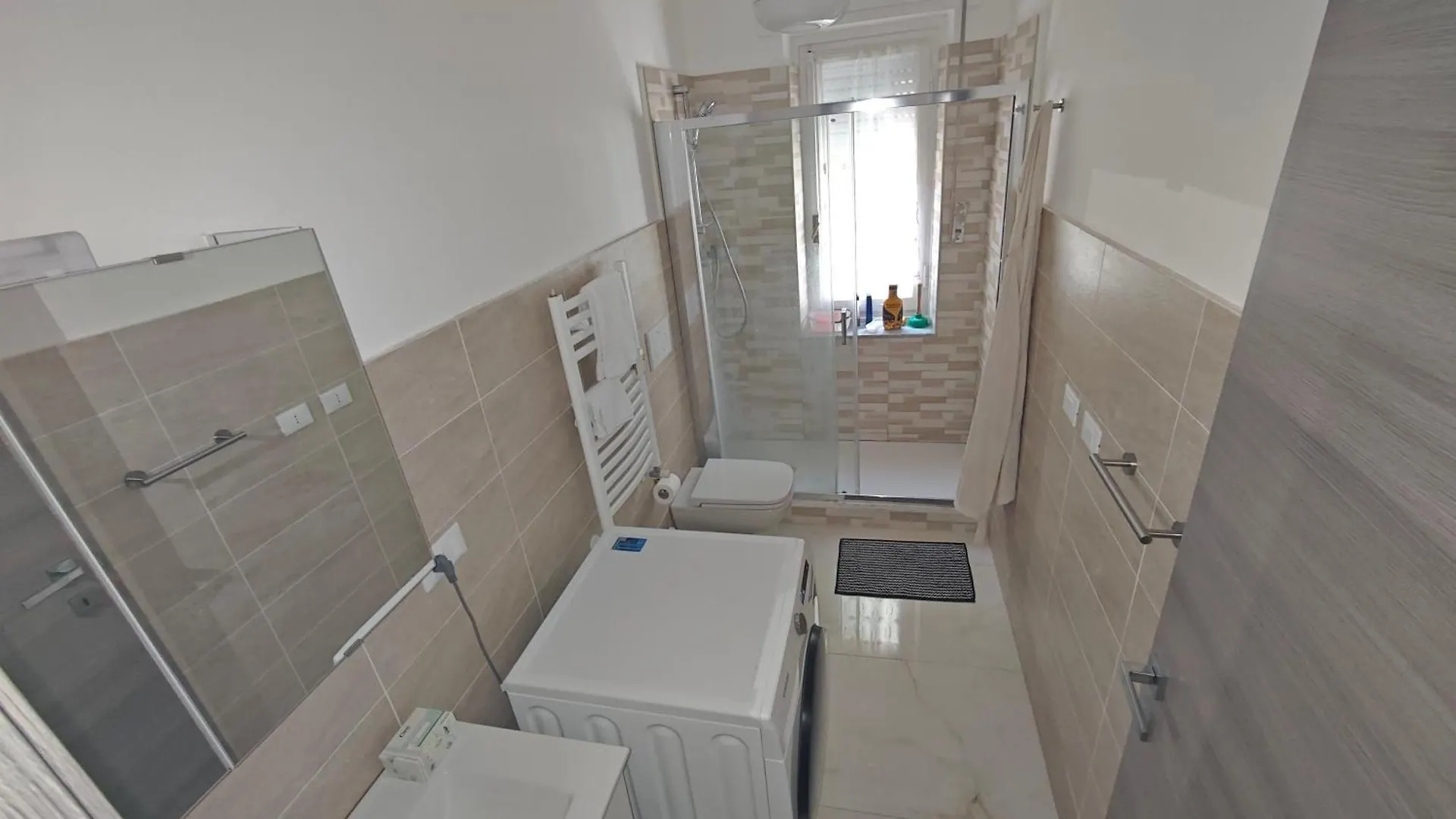 Apartmán Reale Modern Flat Janov 0*,  Itálie