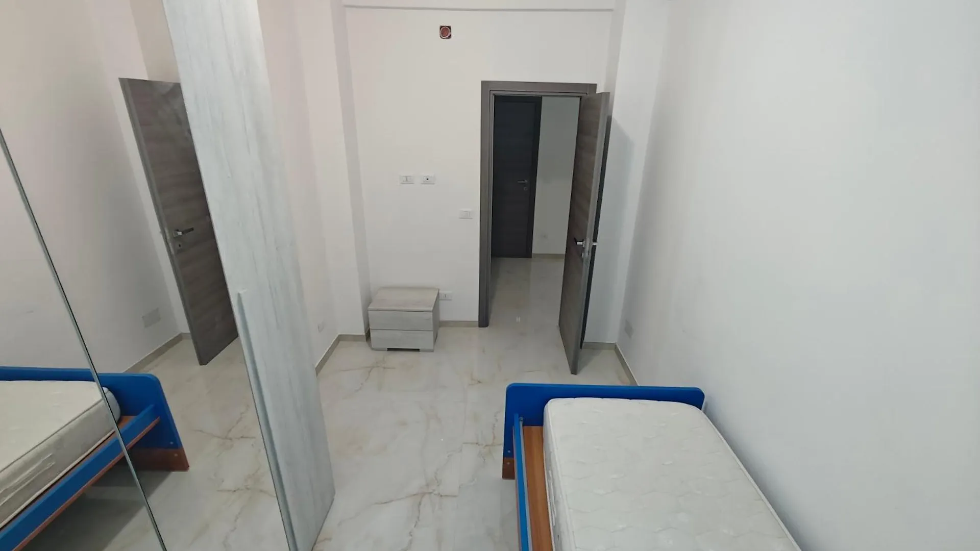 Reale Modern Flat Apartment Genoa